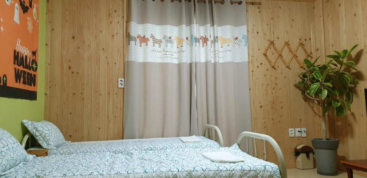 Chowoo Guesthouse Gyeongju Exterior photo